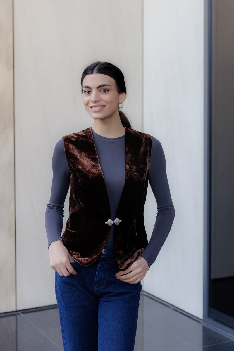 Burgundy Velour Vest – CHAPANNE